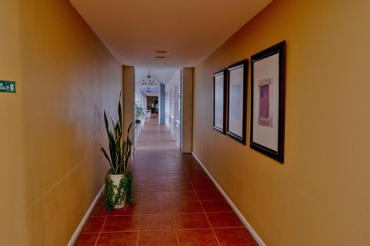 Hotel Casona Del Lago Flores Zewnętrze zdjęcie