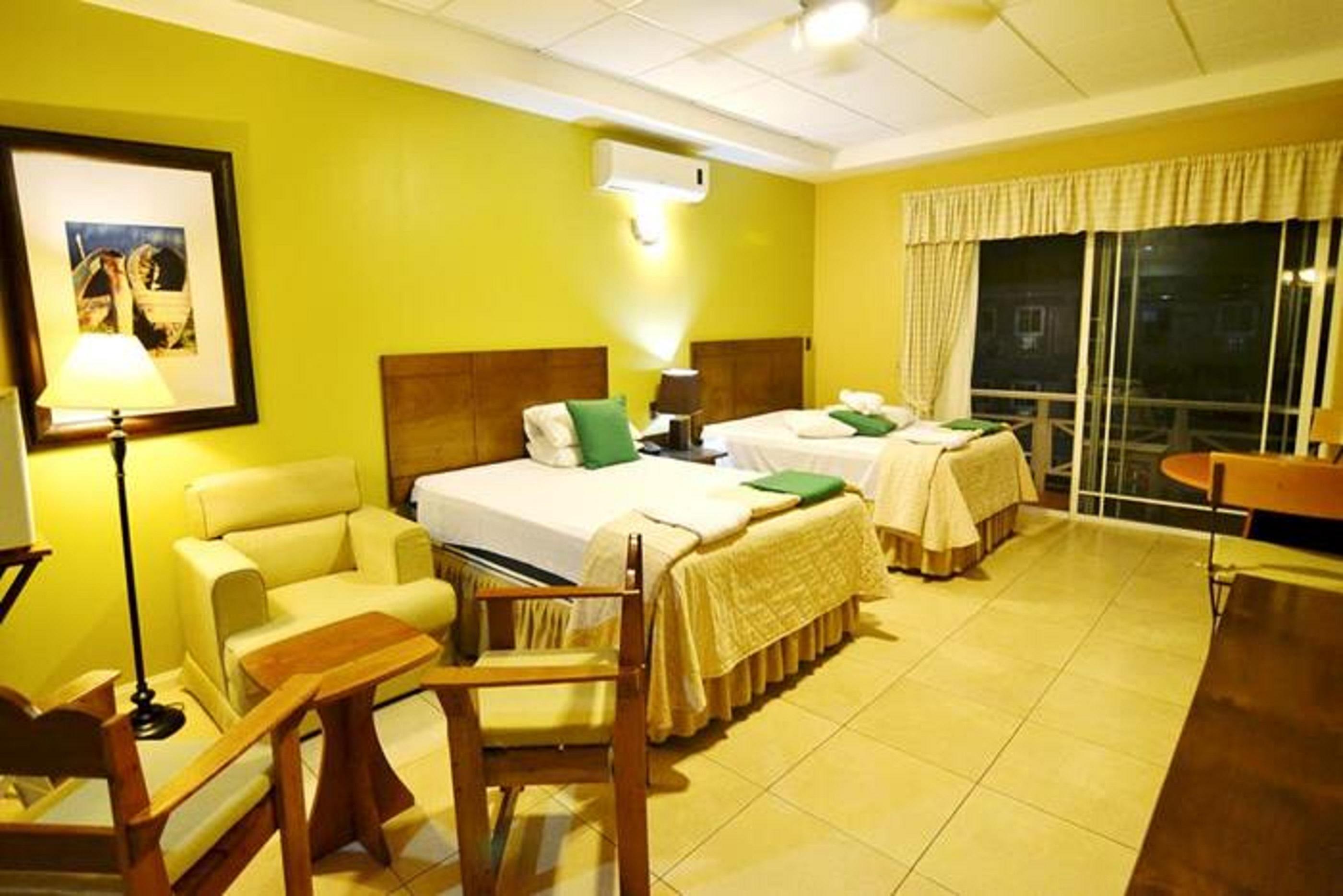 Hotel Casona Del Lago Flores Zewnętrze zdjęcie