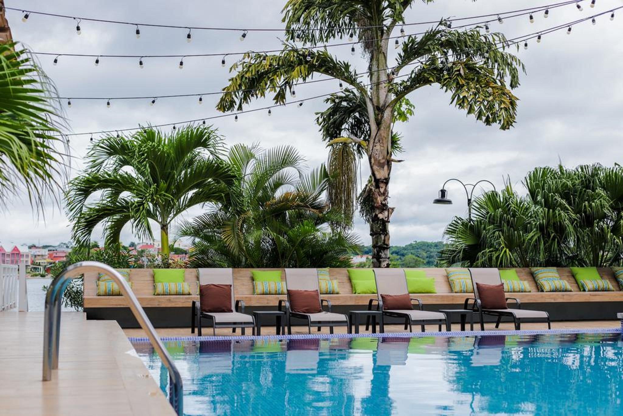 Hotel Casona Del Lago Flores Zewnętrze zdjęcie