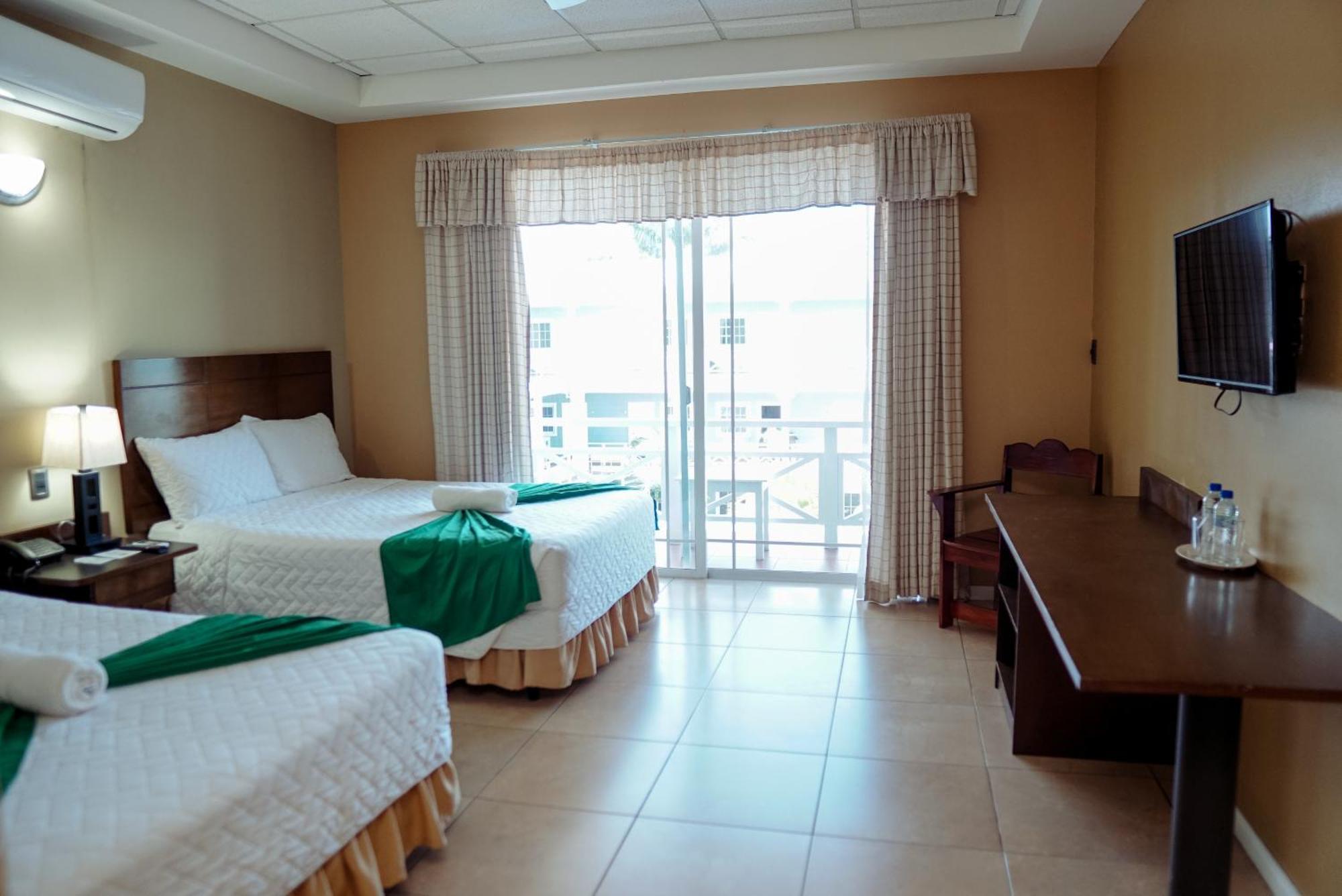 Hotel Casona Del Lago Flores Zewnętrze zdjęcie